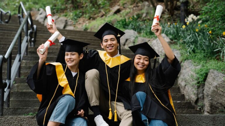 balancing-ethics-and-profitability-the-new-dilemma-for-mba-graduates.jpg